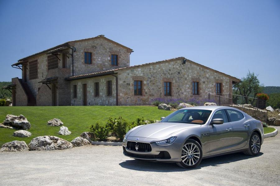  Maserati Ghibli 2014 года  (фото 35 из 41)